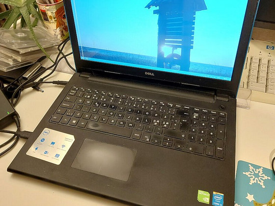 Ноутбук Dell Inspiron 15 3542