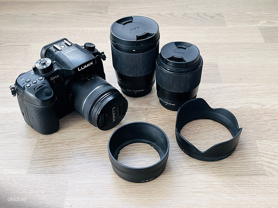 Panasonic Lumix DMC GH4 + Sigma f1.4 30mm & 16mm MFT