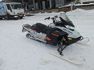 SKI-DOO MXZ SPORT 600 EFI (1 foto / 4)