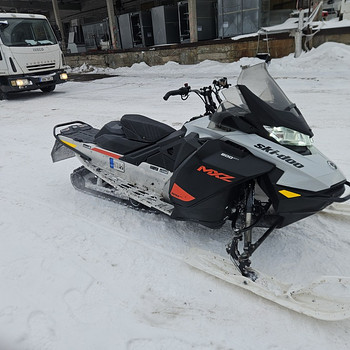 SKI-DOO MXZ SPORT 600 EFI
