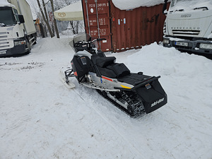 SKI-DOO MXZ SPORT 600 EFI (2 foto / 4)