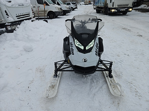 SKI-DOO MXZ SPORT 600 EFI (4 foto / 4)