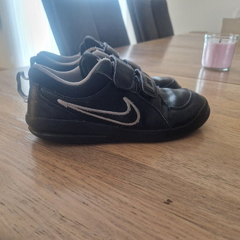 Nike tossud suurus 33