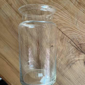 Ваза для цветов / Vase
