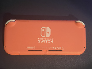 Nintendo Switch Lite - Coral (2 foto / 2)