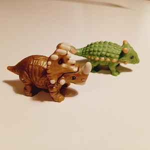 Kinder Surprise NATOONS seeria, paar figuuri. (1 foto / 5)