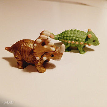 Kinder Surprise NATOONS серия, пара фигурок.