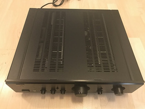 Denon PMA-1500R (2 фото из 4)