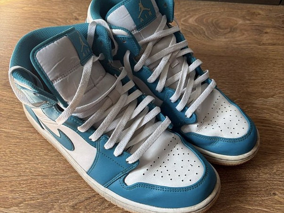 Air Jordan 1 Mid