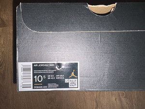 Air Jordan 1 Mid (5 фото из 5)