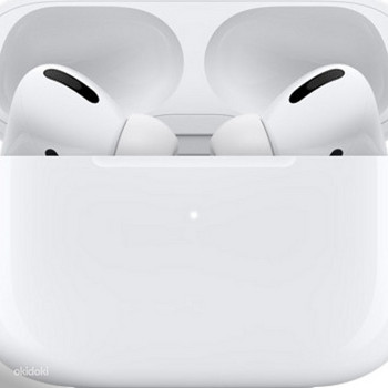 Bluetooth наушники Apple Airpods Pro 1 gen + док