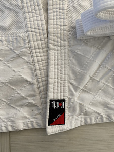 Детское кимоно (2 фото из 3)