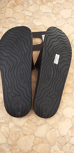 Hurley basseinisussid Suurus:12 (47) sisetald 30 cm. (4 foto / 7)