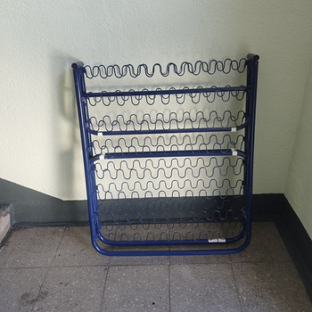 Kokkupandav voodi (välivoodi)