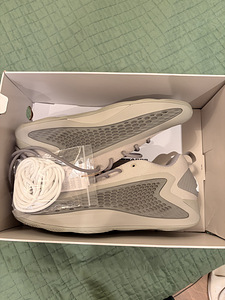 Anthony Edwards Low 1 (1 фото из 2)