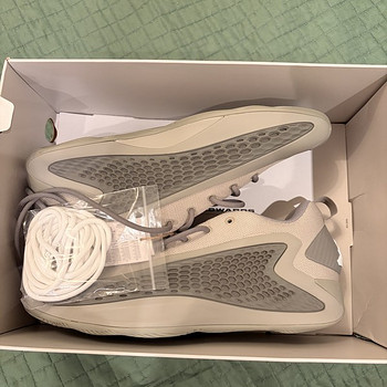 Anthony Edwards Low 1