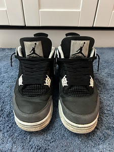 Jordan 4 Fear (2 foto / 5)