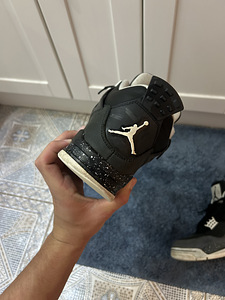Jordan 4 Fear (3 foto / 5)