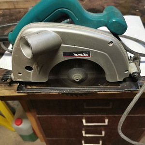 Makita ketassaag 5604R (1 foto / 2)