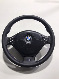 Руль BMW E39 (1 фото из 6)