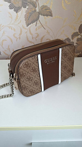 Сумка GUESS (5 фото из 8)