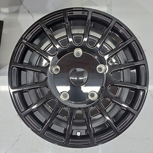 R16 диски 5x160 Gloss Black новые реплики (1 фото из 1)