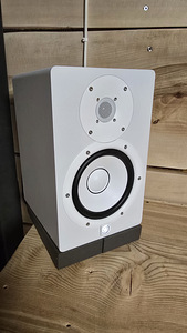 YAMAHA HS7 + MINIFUSE 1 (1 foto / 4)