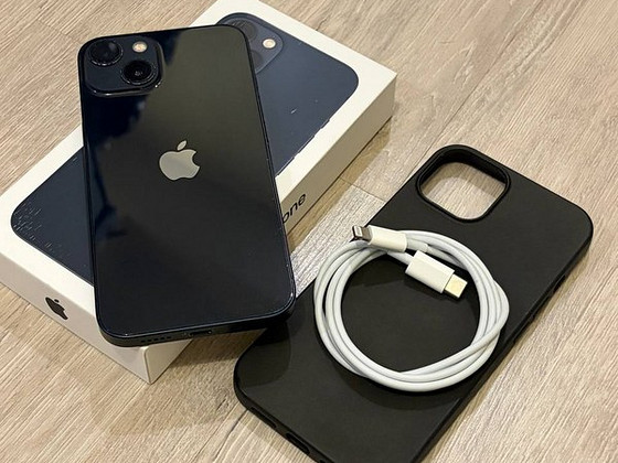 iPhone 13, Midnight, 256GB