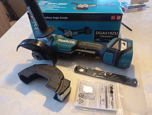 Makita DGA518ZU (1 foto / 3)