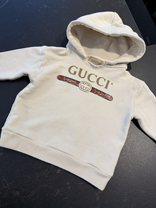 Детский свитер Gucci (3 фото из 4)