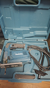 Электролобзик Makita 4329 (2 фото из 3)