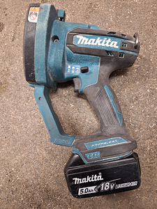 Инструменты Makita (1 фото из 2)