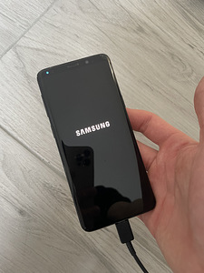Samsung s9 (1 фото из 2)