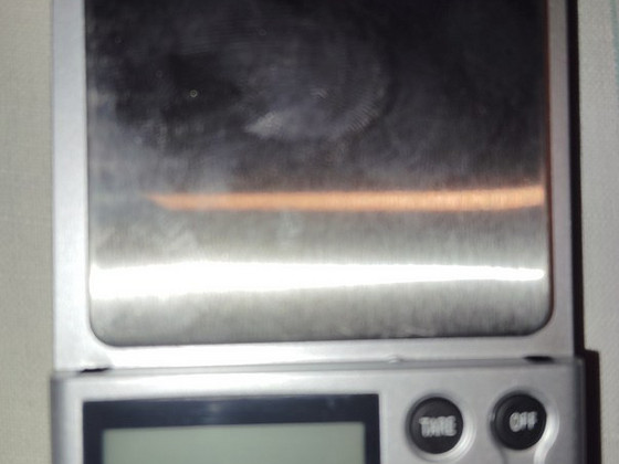 Kaalud 1000/0.1g.