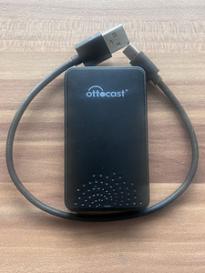 Беспроводной адаптер Ottocast для CarPlay (1 фото из 5)
