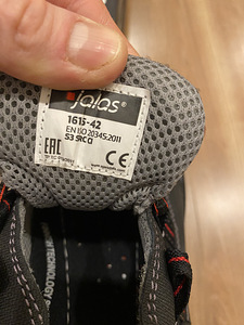 Jalas tööjalatsid (4 foto / 4)