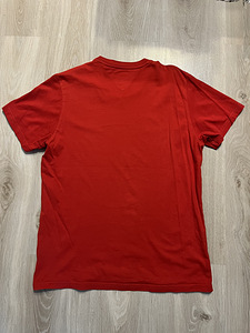 Футболка Tommy Hilfiger (2 фото из 2)
