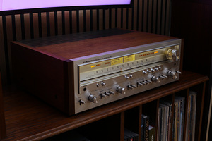 Ресивер Pioneer SX-850 (2x65 Вт, 19.1 кг, 1976-78) (3 фото из 10)