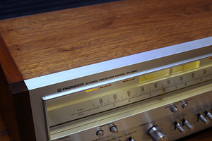 Ресивер Pioneer SX-850 (2x65 Вт, 19.1 кг, 1976-78) (2 фото из 10)