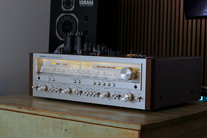 Ресивер Pioneer SX-850 (2x65 Вт, 19.1 кг, 1976-78) (10 фото из 10)
