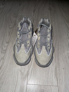 Yeezy 500 Adidas (3 foto / 4)
