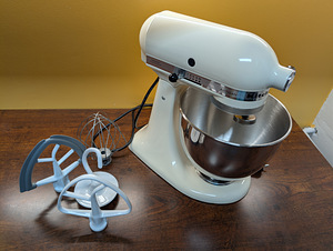 Миксер KitchenAid 5KSM150 (3 фото из 7)