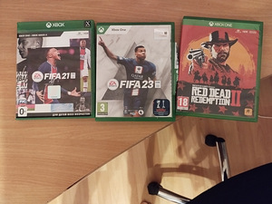 Xbox One S (4 фото из 4)