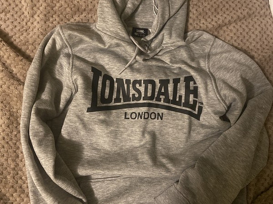 Lonsdale kampsun