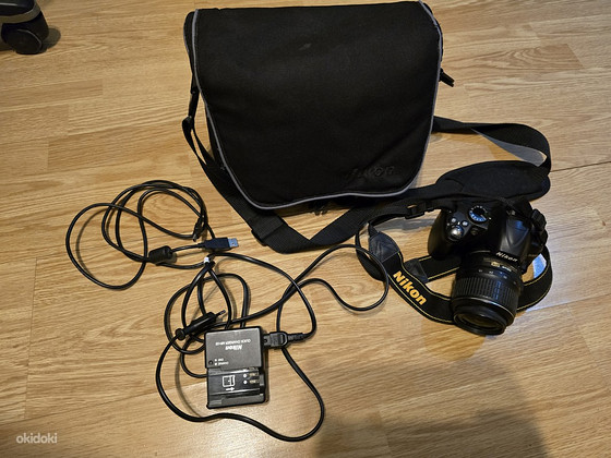 Nikon D3000