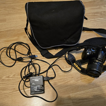 Nikon D3000