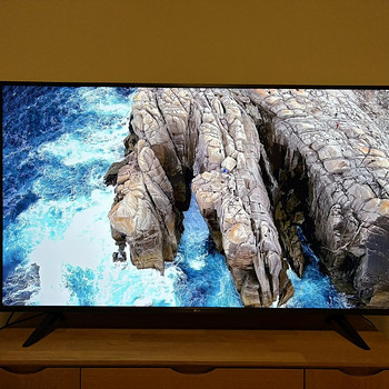 LG 55” 55UN70003LA Smart TV 4K