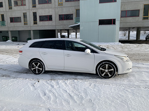 Toyota Avensis T27 1.8 108kw (7 foto / 15)