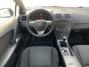 Toyota Avensis T27 1.8 108kw (12 foto / 15)