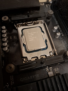 Intel Core i9 12900K (1 фото из 1)